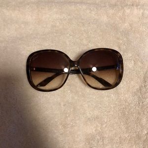 Gucci Oversized Sunglasses - Authentic